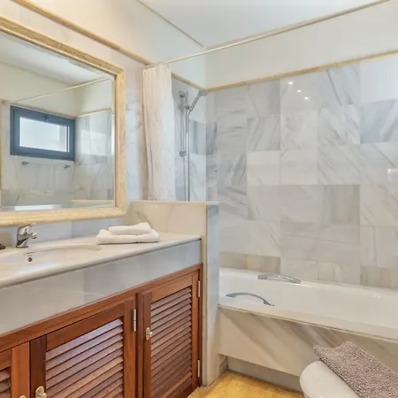 Apartamento First Row En La Goleta Playa Blanca (Lanzarote)